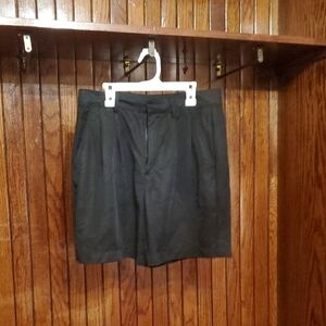 GAP SIZE 6 Classic Black Woman's Satin Feel Shorts